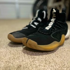 Adidas Pharrell Williams X crazy BYW X ‘gratitude empathy’